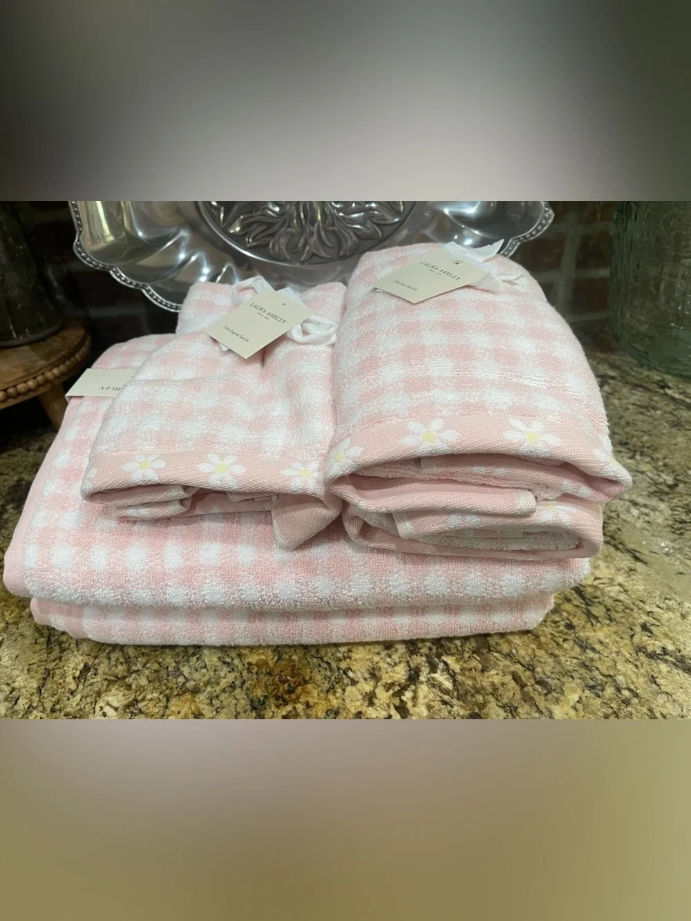 Laura Ashley Ginny Pink White Towels Bundle - bath, hand & finger towels -NEW!